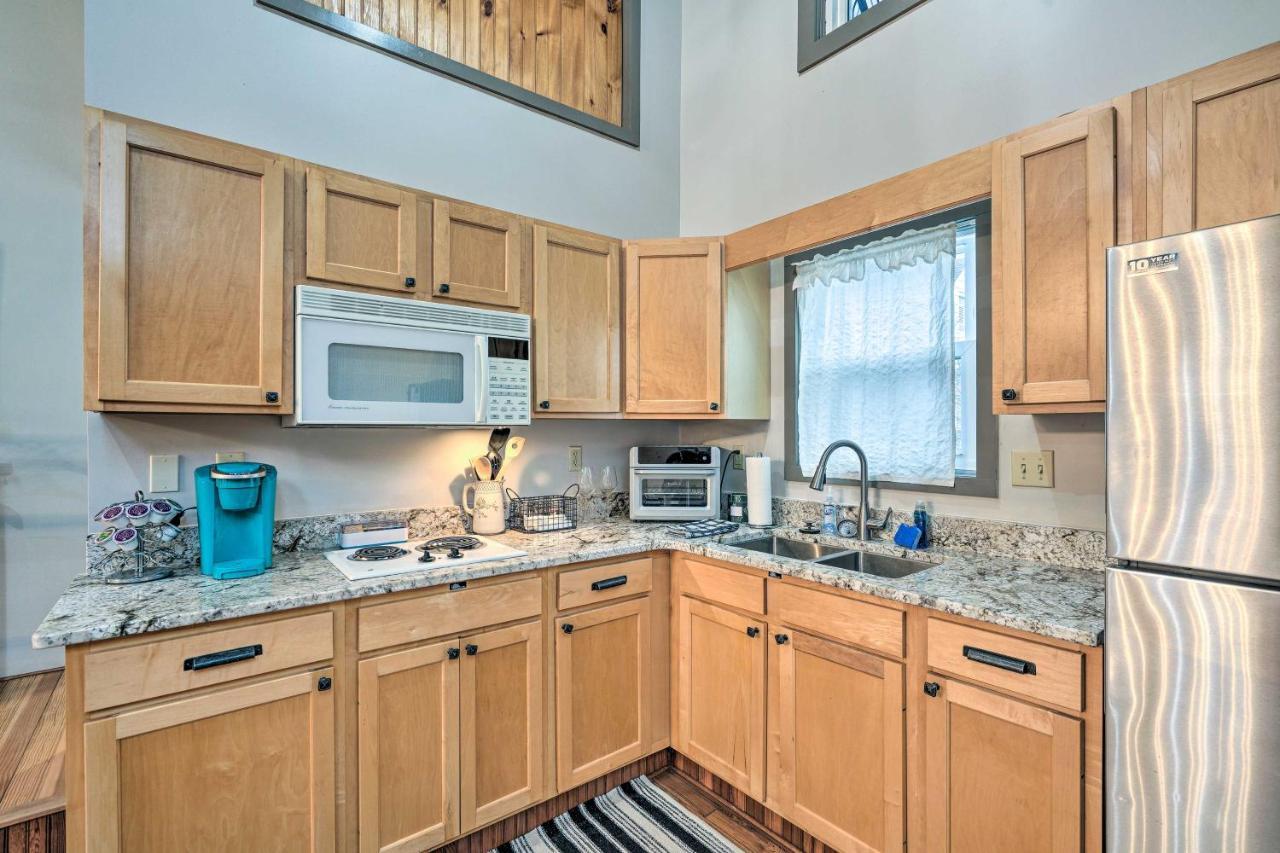 Pet-Friendly Loft Vacation Rental With Fire Pit! Bemus Point Exterior photo