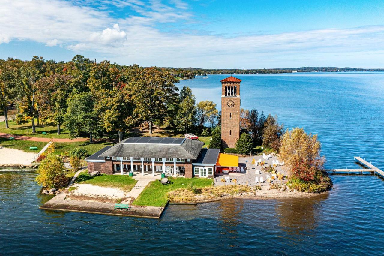 Pet-Friendly Loft Vacation Rental With Fire Pit! Bemus Point Exterior photo